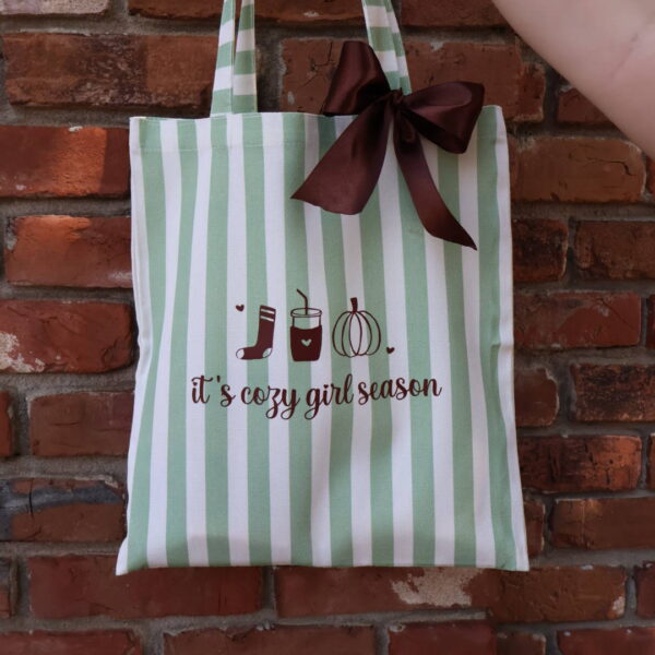 Cozy Girl Season Tote